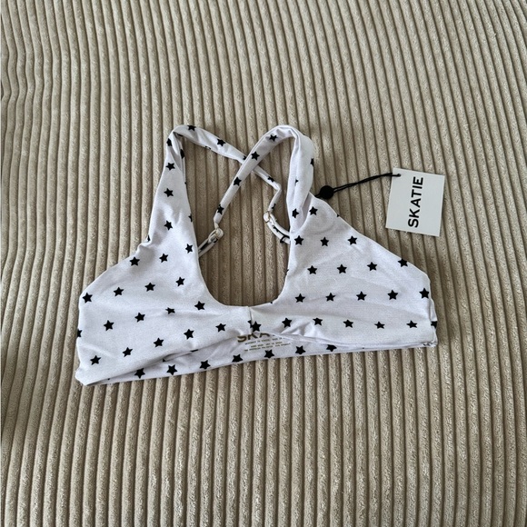 Swimsuit - Picture 3 of 7